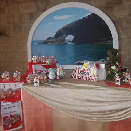 La Conchiglia Dammuso Karuscia Holiday home *